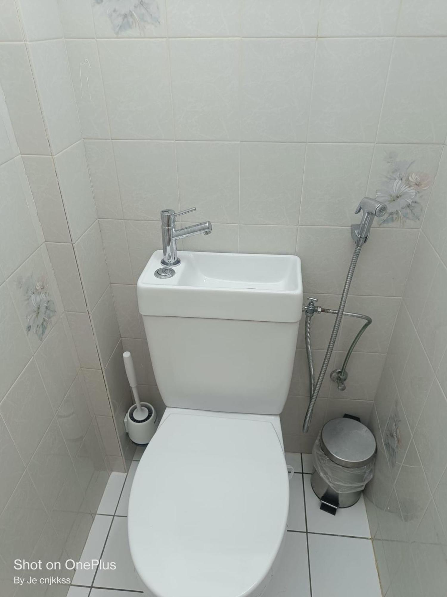Belle Chambre D'Hote Avec Balcon Prive - 3 Mins Gare Annemasse - Geneve Acces Direct Exterior foto